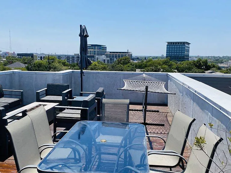 946 E Josephine St — Photo 23