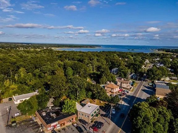 4th image of 123 Sconticut Neck Rd