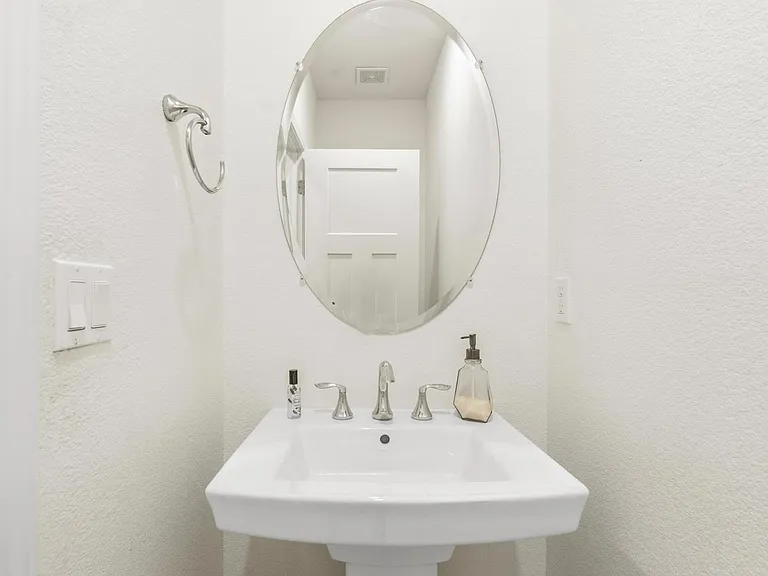 12681 Solsberry Way — Photo 10