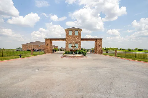 301 County Road 207 Photo 1