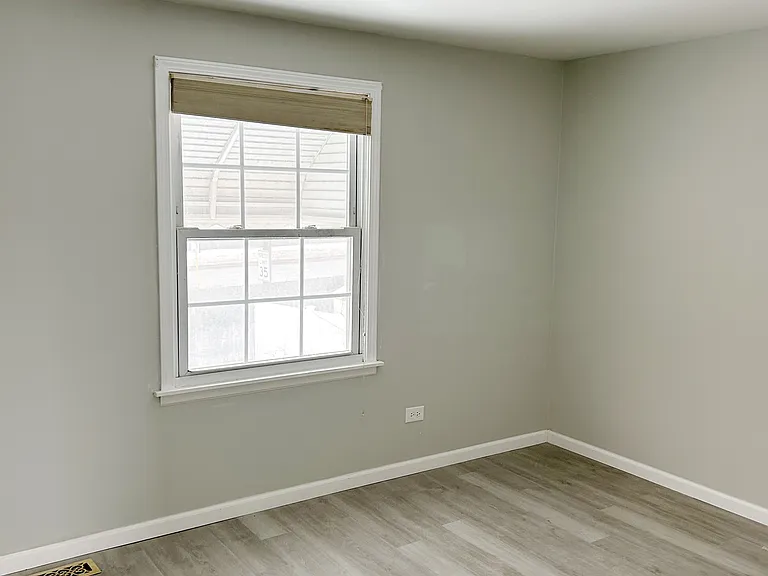 637 Independence Ave — Photo 13