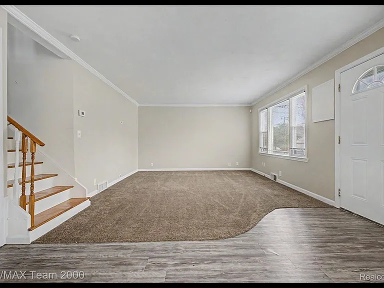 5635 Westpoint St — Photo 13