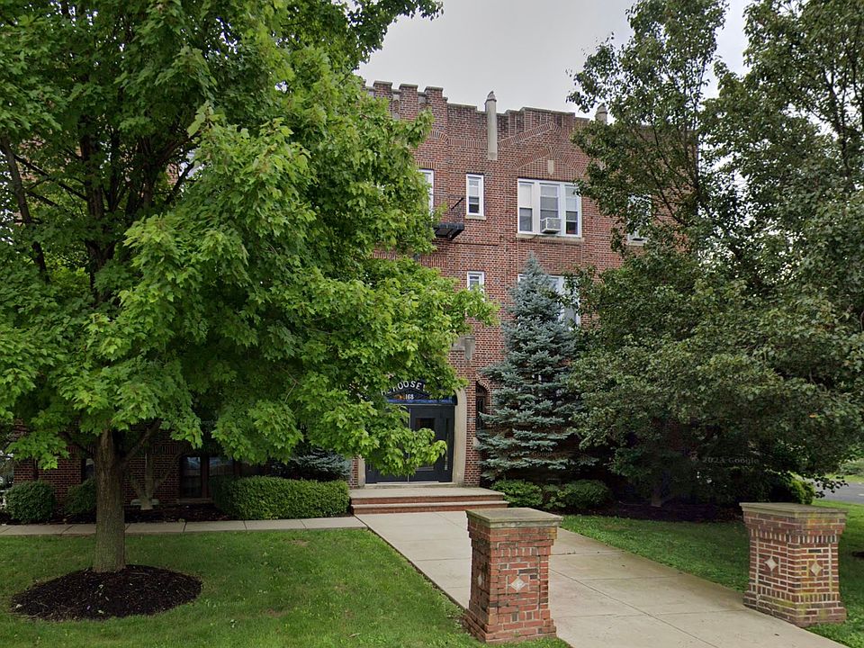 1st image of 168 N Bridge St #1B-1Ba