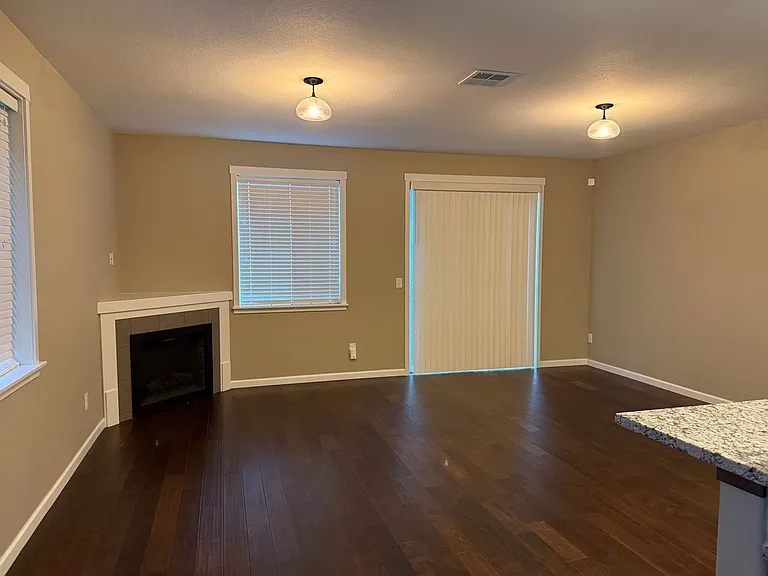 2609 NE 131st Ave — Photo 7