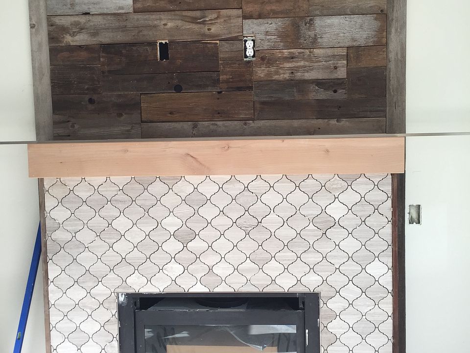 2nd image of 1714 S Helen St