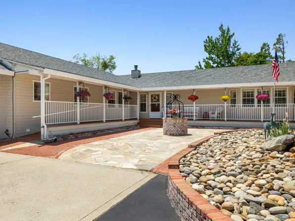 23361 Pinewood Ln, Twain Harte, CA 95383