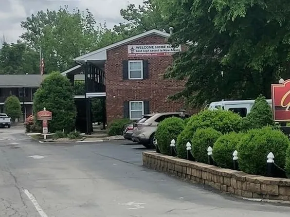 Gaslight Square Apartments, 1808 Bono Rd #14GS, New Albany, IN 47150