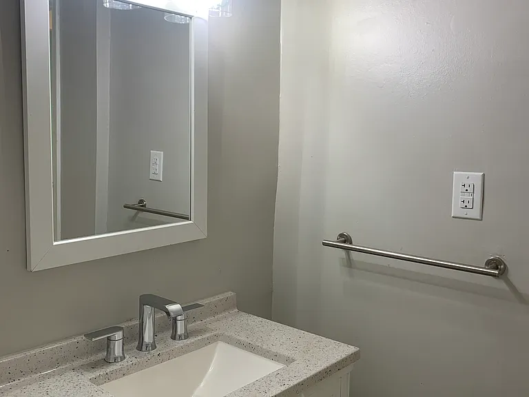 2334 Johnson Ferry Rd NE — Photo 16