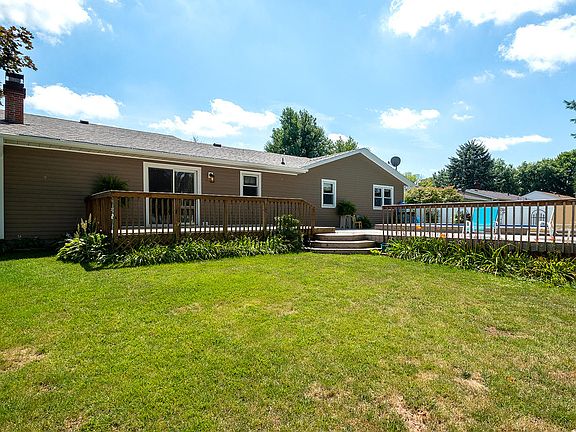 5th image of 815 Sunrise Cir