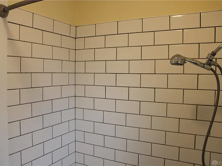 243 Oak St — Photo 14