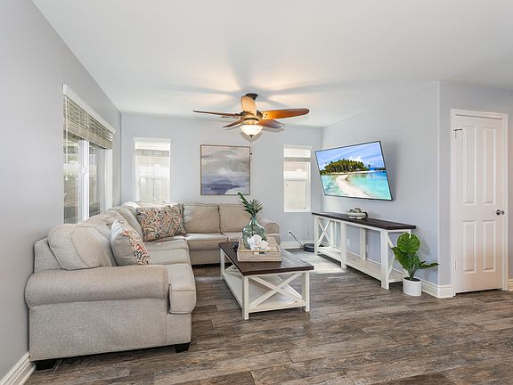 4th image of 91-1384 Kaileolea Dr