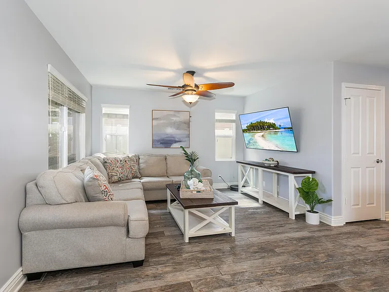 91-1384 Kaileolea Dr — Photo 4