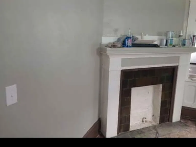 1352 W 10th St #1 — Photo 3