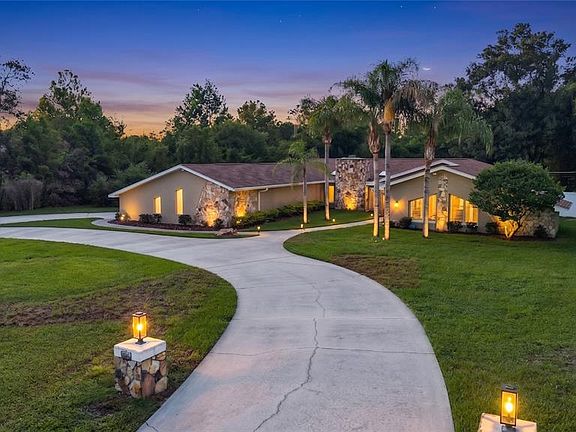 3rd image of 7487 River Country Dr
