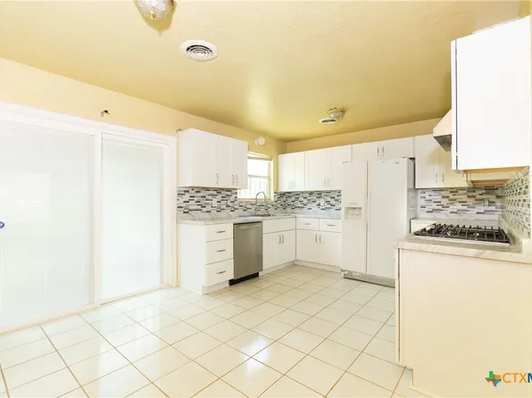 3003 Zephyr Rd, Killeen, TX 76543