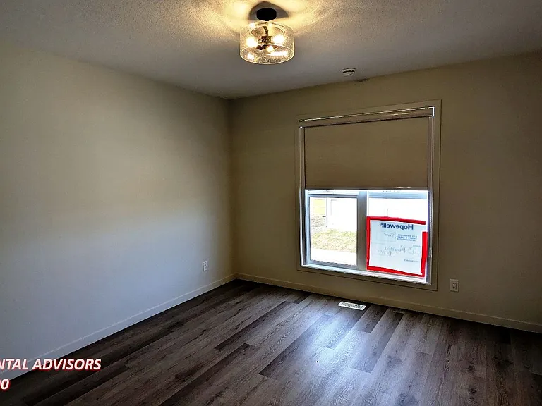 223 Magnolia Dr SE — Photo 10