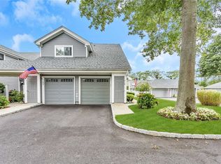 410 Harborview Ct, Moriches, NY 11955