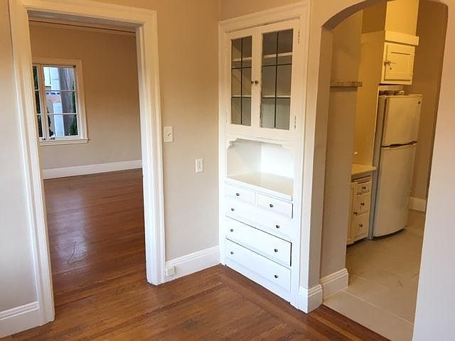 1st image of 409 E 21st St APT 5