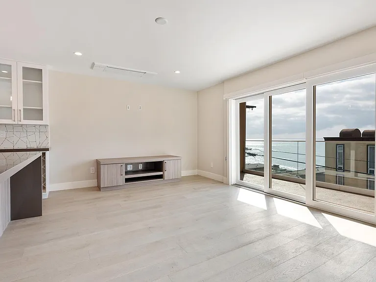 Photo is representative of comparable interior with the same floor plan, finishes, fixtures, and appliances. Actual unit may vary slightly. All units at property are matching however actual unit may vary based on specific location within building.