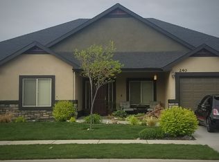 240 E Sunrise Rim Rd, Nampa, ID 83686
