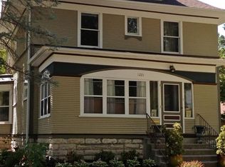 1221 Broad St, Grinnell, IA 50112