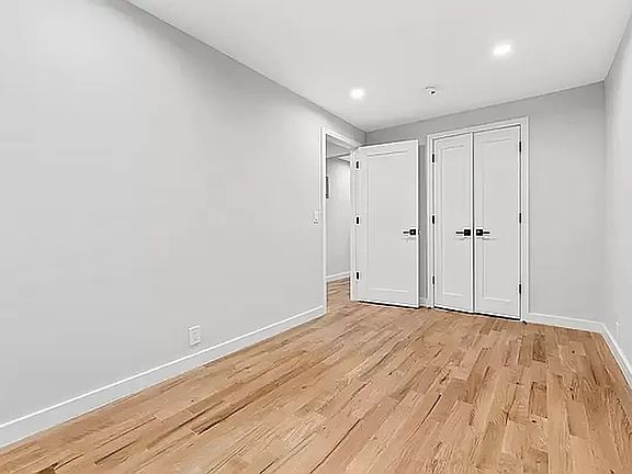 2nd image of 568 9th Ave APT 4R