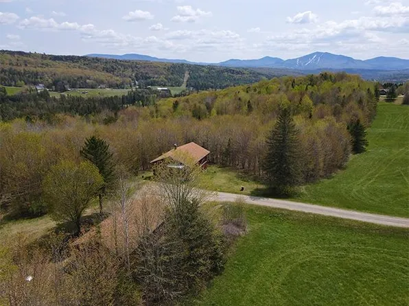 862 North Ridge Road, Sutton, VT 05867