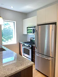 Rented by Chana Ofek, LREB