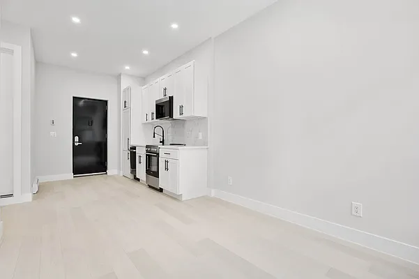 Rented by Home by Choice LLC | media 25