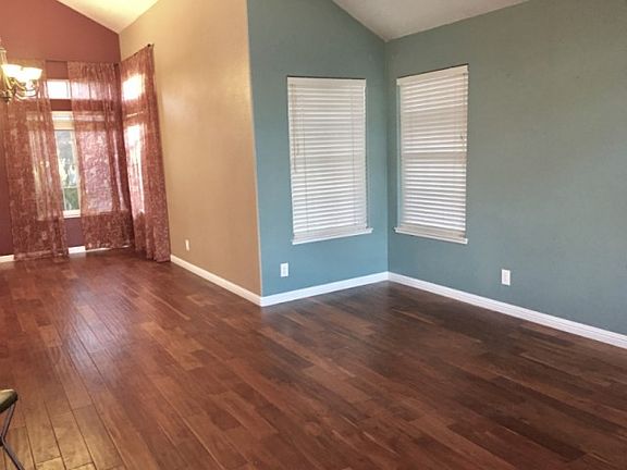 3rd image of 3308 Dry Creek Dr