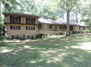 150 Pine Valley Dr, Royston, GA 30662