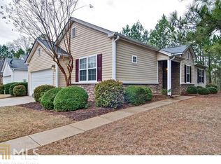 954 W Oaks Dr, Woodstock, GA 30188