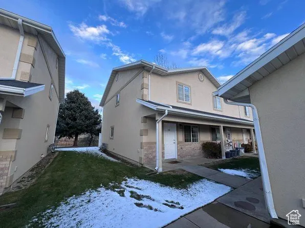 1518 S Talon Dr W, Logan, UT 84321