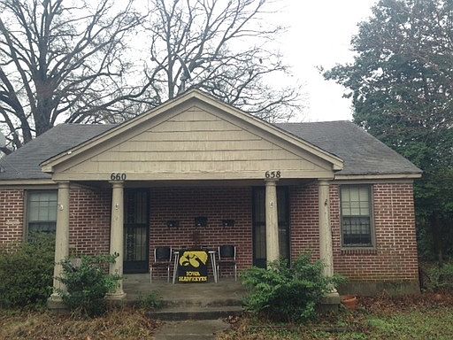 1st image of 658 N Evergreen St