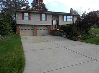 40 Holly Ridge Rd, Washington, PA 15301