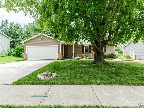 1634 Knightwood Ln, O'Fallon, MO 63366