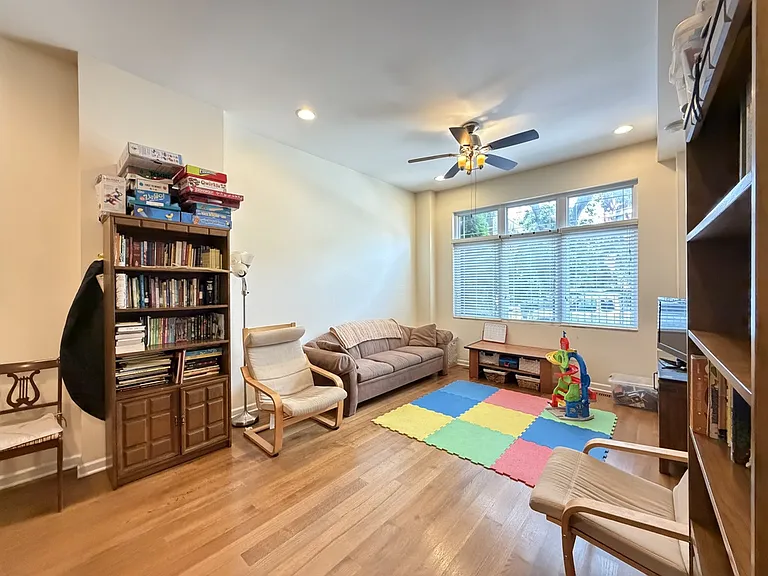 1415 N Campbell Ave #2C — Photo 9