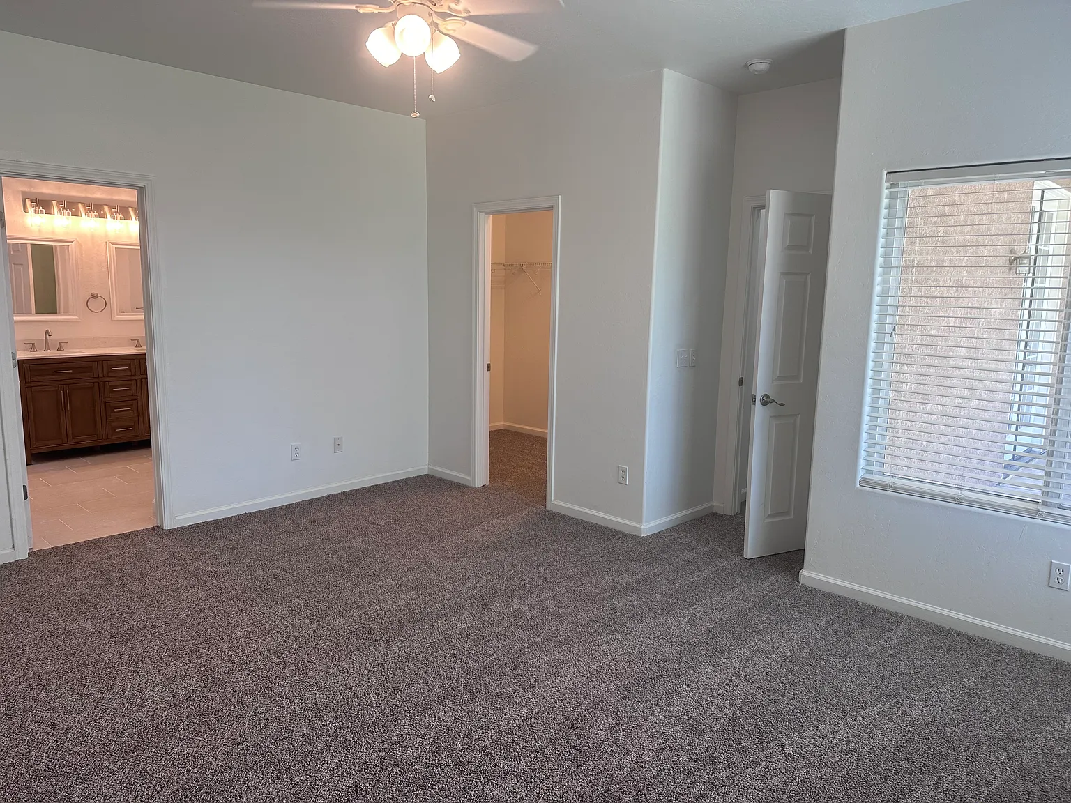 3 bed, 1665 sqft, $2,650 — Photo 3