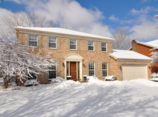 841 S River Rd, Naperville, IL 60540