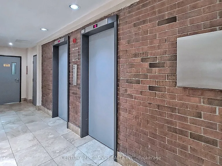 20 Gilder Dr #1208 — Photo 12
