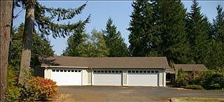 3rd image of 3705 34th Ln NE