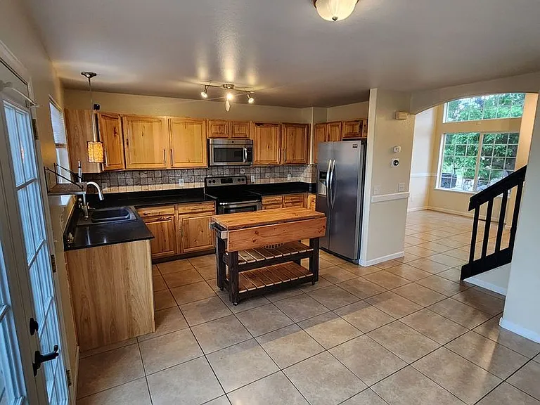 4556 Gunbarrel Dr — Photo 7