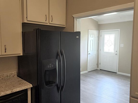 2nd image of 317 Oak Dr