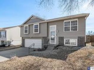 17737 Olive St, Omaha, NE 68136