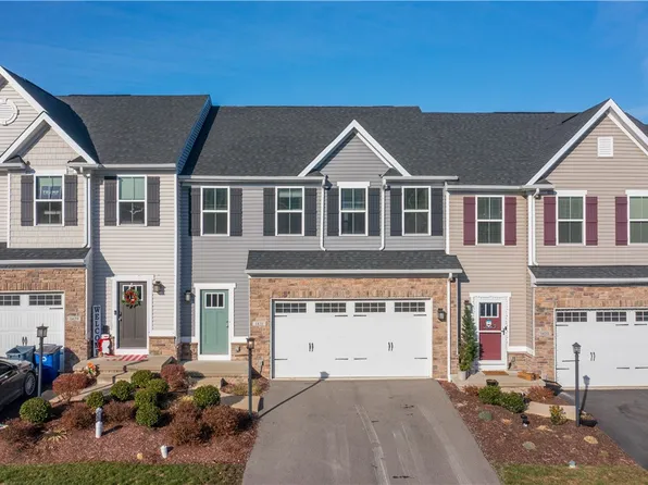 1431 Deer Creek Crossing Dr, Canonsburg, PA 15317