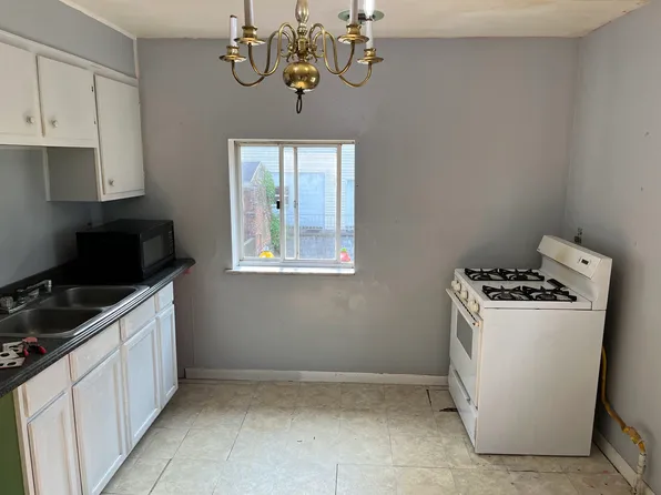 1409 N Willey St #A, Morgantown, WV 26505