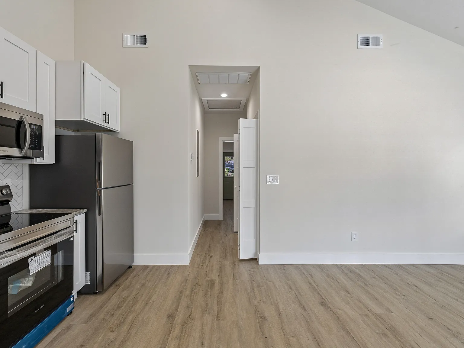 2 bed, $1,500 — Photo 3