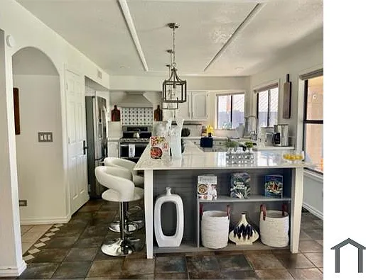 7383 W Utopia Rd — Photo 9