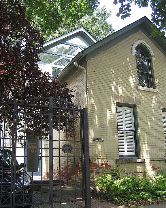 1st image of 3006 Carroll Ave