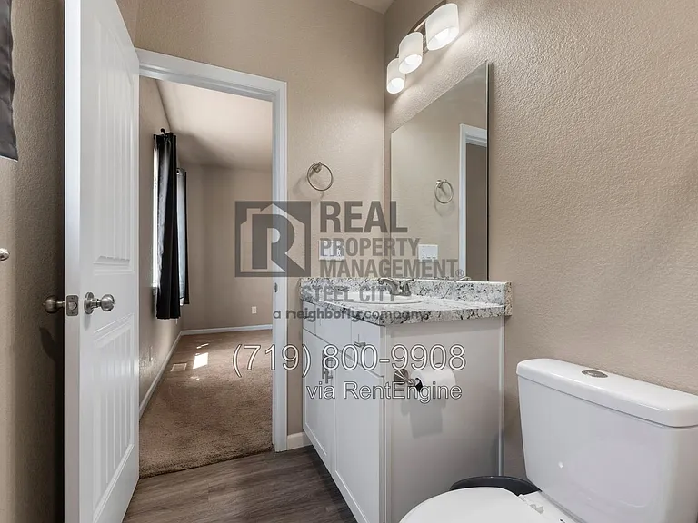 3002 W 22nd St — Photo 14